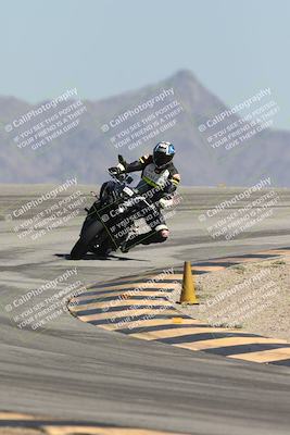 media/Oct-02-2025-Racers Edge (Thu) [[2c91cb6ab3]]/3-B Group/Session 4-Turn 12 (1pm)/